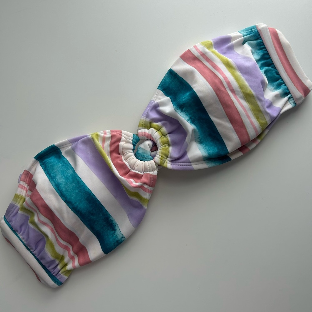 Colorful Striped Bikini Top 👙